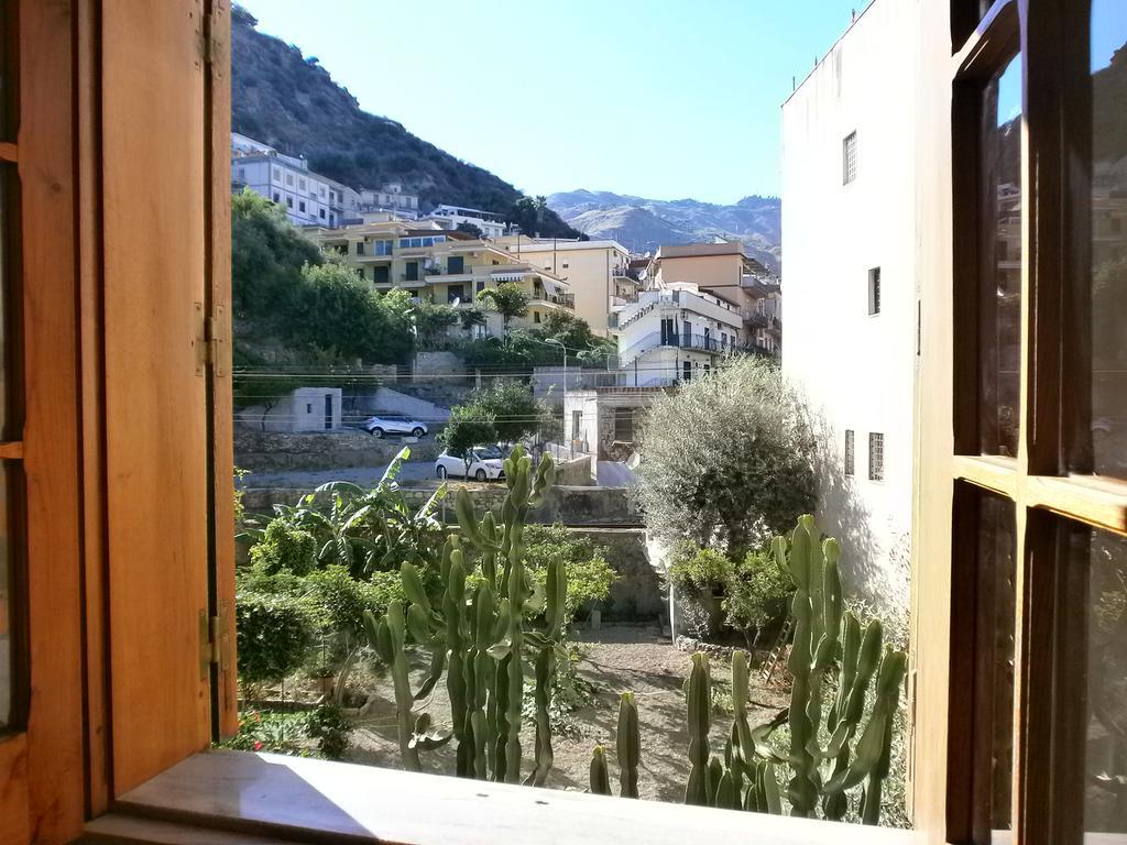 Salvone's House Bed & Breakfast Giardini Naxos